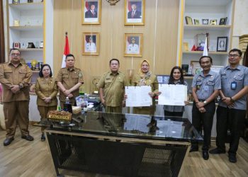 Walikota Pematangsiantar Wesly Silalahi saat bersama Kanwil Kemenkum Sumut ( Diskominfo Pematangsiantar)