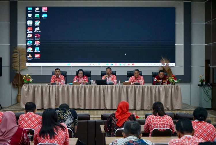 Pemko Pematangsiantar saat gelar Verifikasi data Bansos yang terindikasi Judol ( Diskominfo Pematangsiantar )