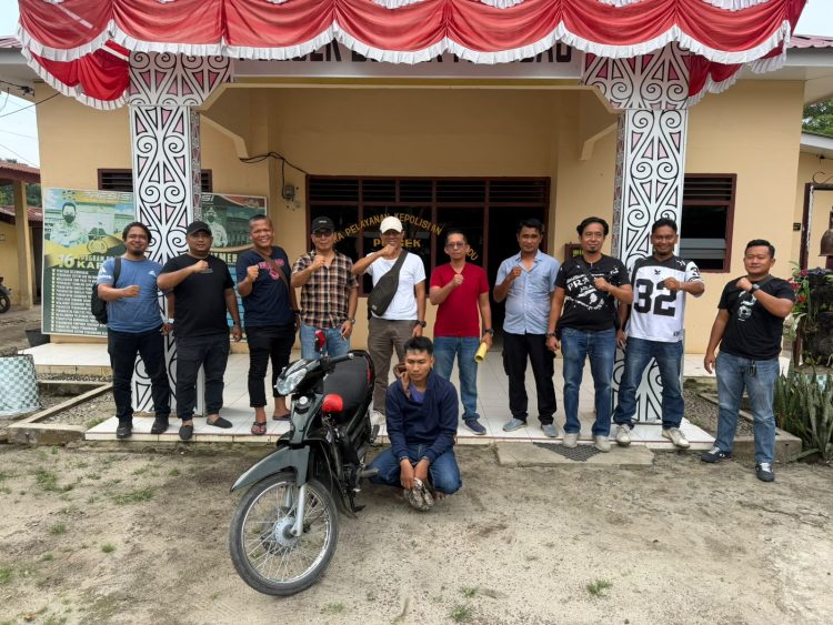 Roni pelaku pencuri lembu yang diamankan Polisi ( Humas Polres Simalungun)