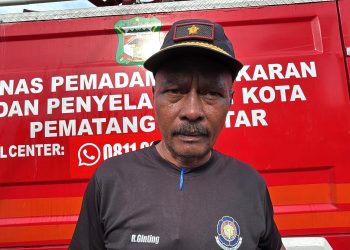 Kepala Operasional Damkar Pematangsiantar, Remaja Ginting.