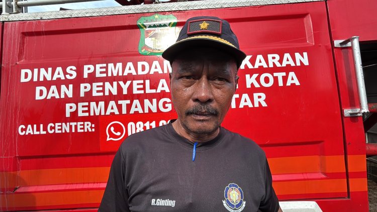 Kepala Operasional Damkar Pematangsiantar, Remaja Ginting.