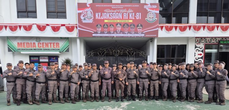 Pihak Kejaksaan Negeri Simalungun usai melaksanakan apel perayaan HUT ke-81 Kejaksaan.