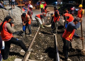 Jalur kereta api yang sedang diperbaiki PT KAI di Pagar Jati Lubuk Pakam, Sumut ( Humas PT KAI Divre I Sumatera Utara )