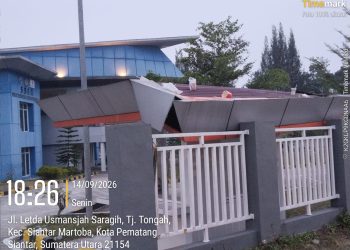 Fasilitas terminal Tanjung Pinggir yang rusak akibat acara Wali Kota Cup Siantar Road Race ( Istimewa )