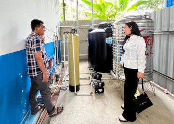 Korwil MBG Simalungun Debora Purba saat melakukan kunjungan ke salah satu dapur Sppg ( Korwil MBG Simalungun )