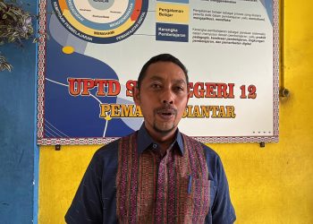Kepala Dinas Pendidikan Kota Pematangsiantar Syaiful Rizal ( Herry Sinaga )