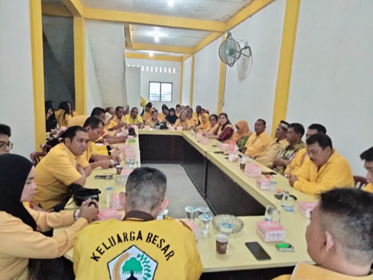 Pengurus partai Golkar Kota Pematangsiantar saat  gelar rapat bersama ( Golkar Kota Pematangsiantar )