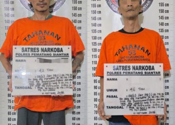 Kedua pelaku Penyalahgunaan Narkotika yang merupakan residivis diamankan Polres Pematangsiantar ( Humas Polres Pematangsiantar )