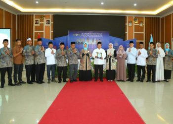 Wali Kota Pematangsiantar Wesly Silalahi saat hadiri Raker Majelis Taklim Pematangsiantar. ( Diskominfo Kota Pematangsiantar)