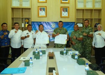 Pemerintah Kota Pematangsiantar saat tanda tangani kerja sama program Karya Bhakti TNI bersama Kodim 0207/Simalungun. ( Diskominfo Kota Pematangsiantar )