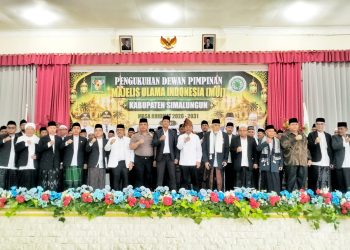 Acara pengukuhan Dewan Pimpinan Kepengurusan MUI Simalungun. ( Diskominfo Simalungun )